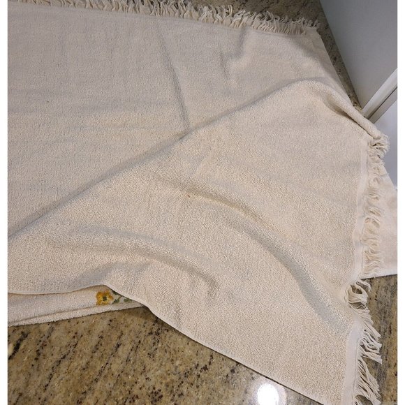 2 Vintage TASTEMAKER Bath Towel MCM Yellow Blue Floral Scroll Fringe Edge 43" - Picture 7 of 11